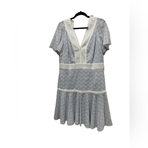 Gianni Bini blue & ivory Alice mini lace V neck eyelet dress size 12 NWT $179 - Picture 2 of 8